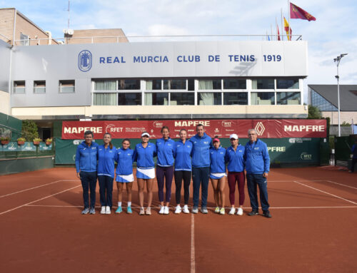 ¡Os presentamos a nuestro equipo femenino!